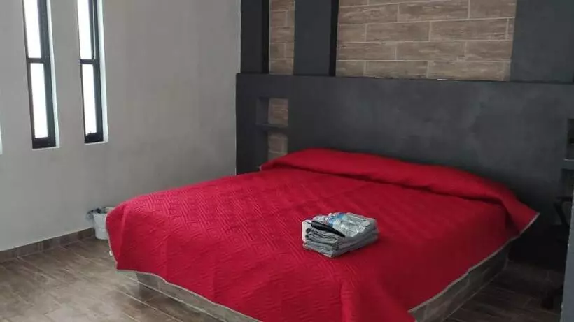 ホテル Suites Las Flores