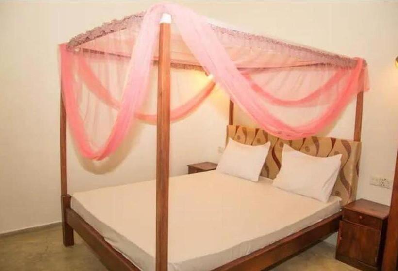 Hotel River Bridge Resort