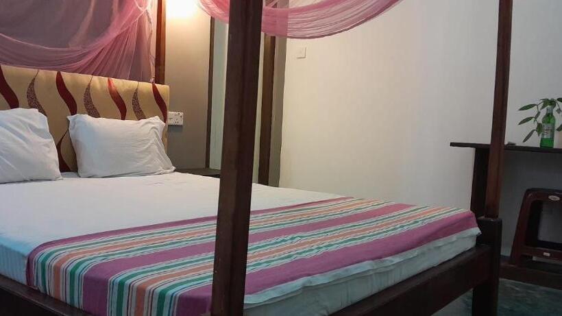 Hotel River Bridge Resort