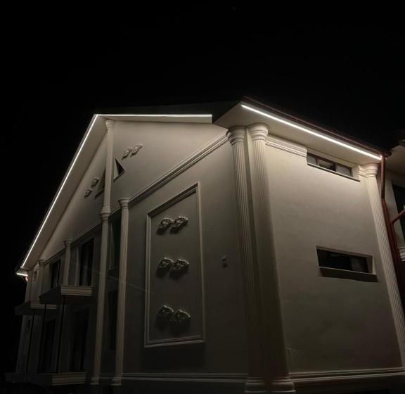 پانسیون Conacul Peștera Urșilor