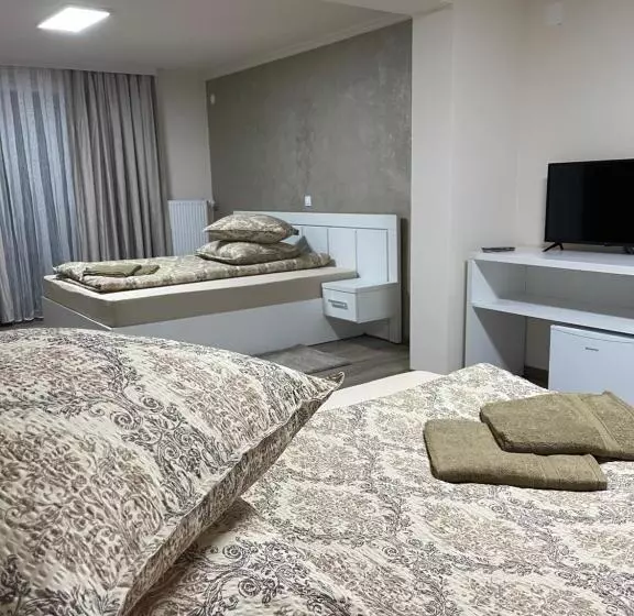 Majatalo Conacul Peștera Urșilor