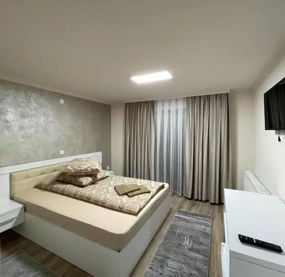 Majatalo Conacul Peștera Urșilor