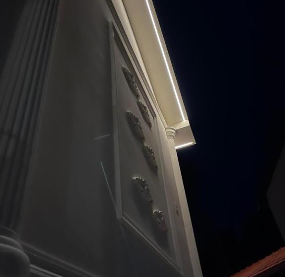 پانسیون Conacul Peștera Urșilor