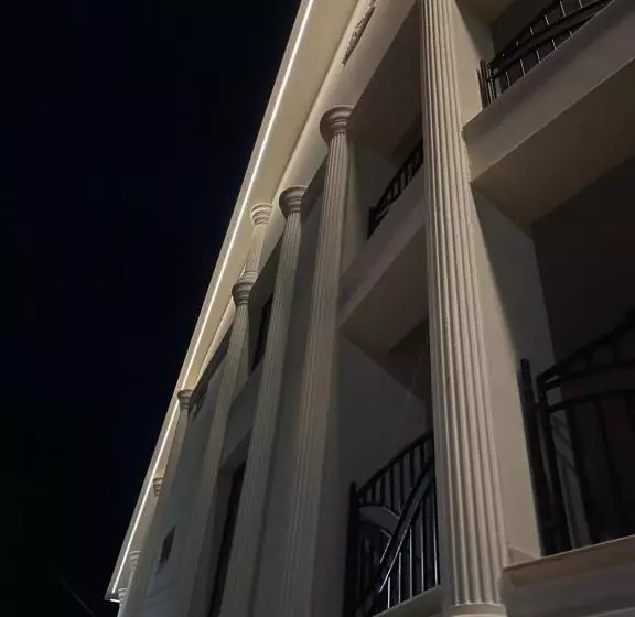 Majatalo Conacul Peștera Urșilor