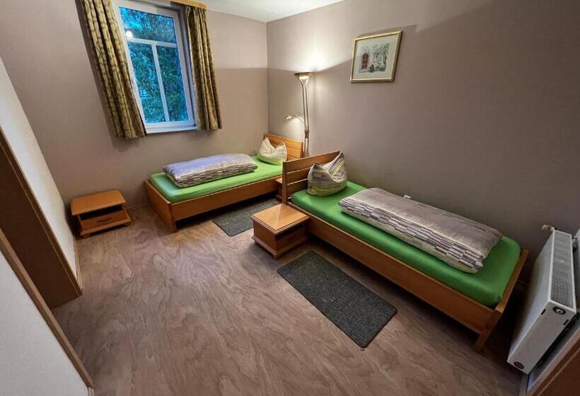 ペンション Monteurunterkunft Zum Mohr