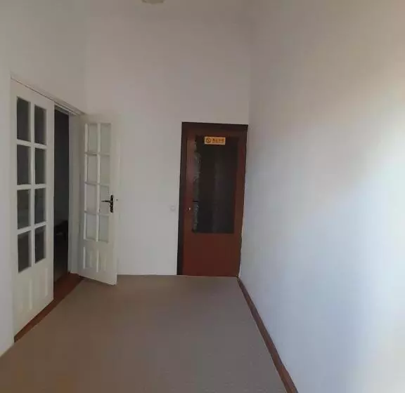 پانسیون Ravshan Guest House