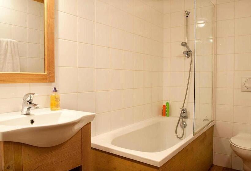 Résidence Les Chalets Du Berger Appartement 2 Pièces Coin Nuit 6 Person 944