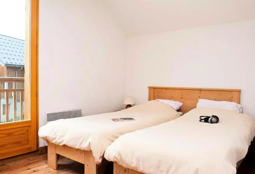 Résidence Les Chalets Du Berger   Appartement 2 Pièces Coin Nuit 6 Person 944