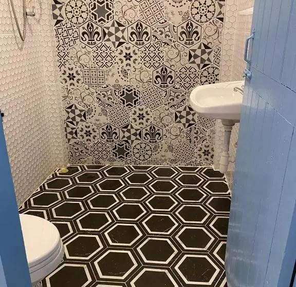 B2 Hotel Savannakhet