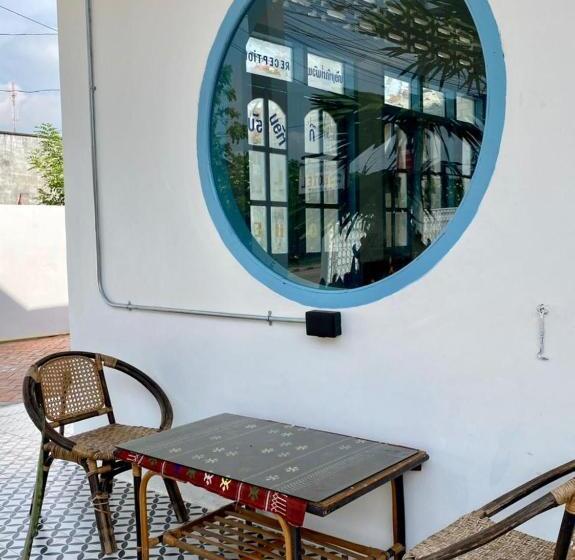 B2 Hotel Savannakhet