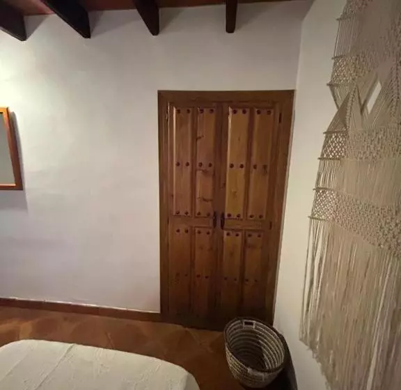 Aamiaismajoitus (B&B) Casa Los Olivos