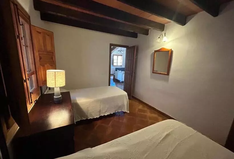 Aamiaismajoitus (B&B) Casa Los Olivos