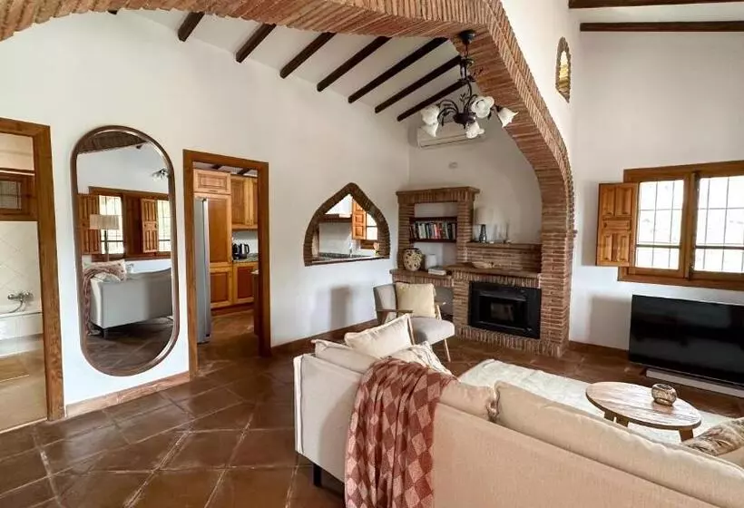 Aamiaismajoitus (B&B) Casa Los Olivos