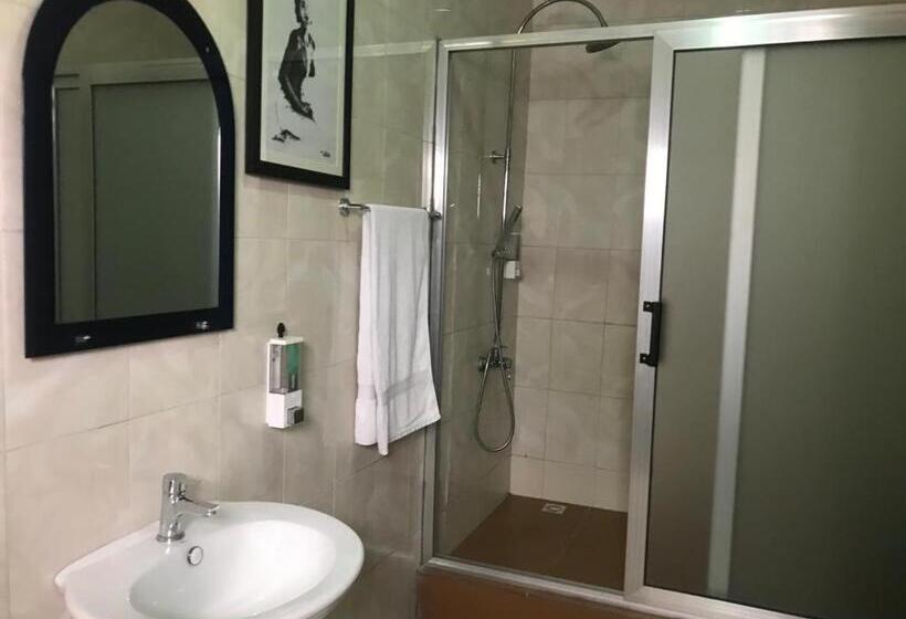 住宿加早餐 The Marshals