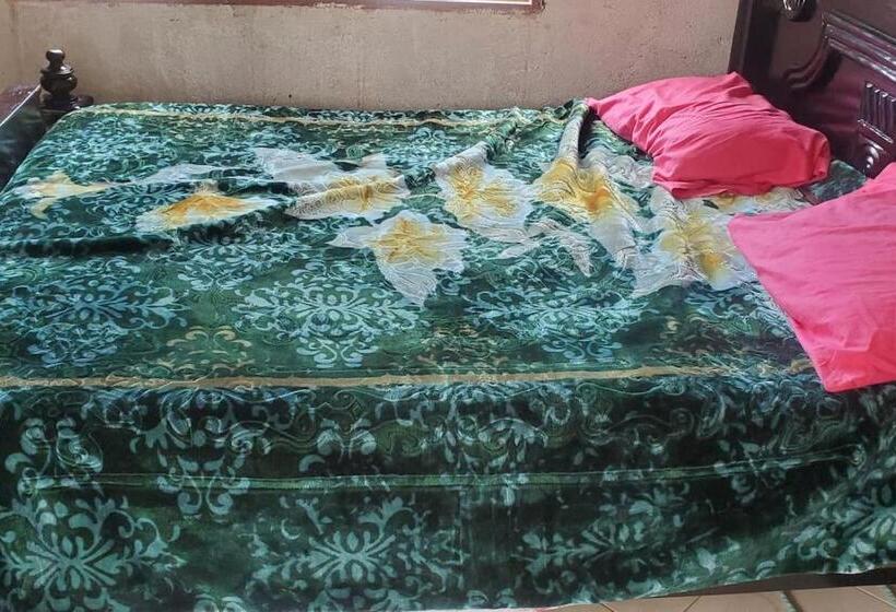 تختخواب و صبحانه Dream Day Cottages