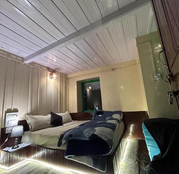 Aamiaismajoitus (B&B) The Hidden Dorf Cottage