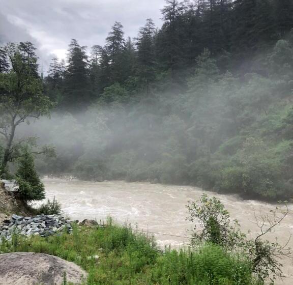 Aamiaismajoitus (B&B) The Hidden Dorf Cottage