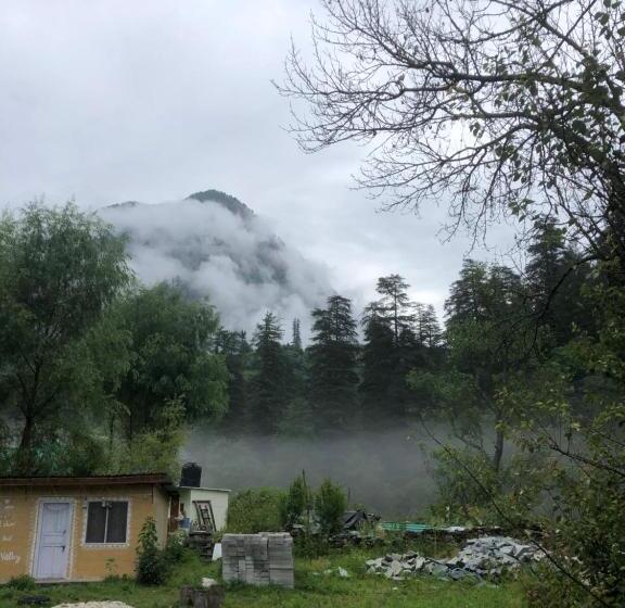 Aamiaismajoitus (B&B) The Hidden Dorf Cottage