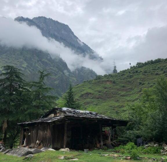 Aamiaismajoitus (B&B) The Hidden Dorf Cottage