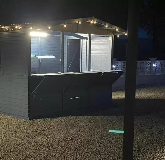 ベッドアンドブレックファースト Djm Palms   Shared Casa Rural   Casa Rural Compartida   No Es Una Casa Privada