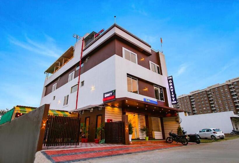 Fabhotel The Gravity Inn