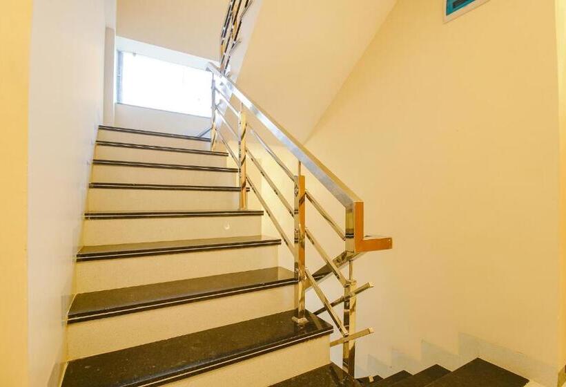 Fabhotel The Gravity Inn