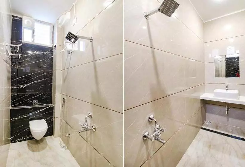 Fabhotel The Gravity Inn