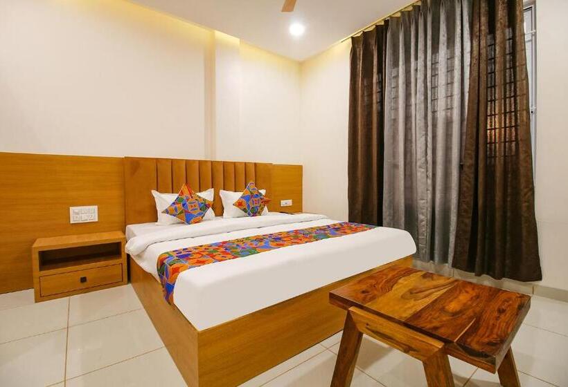 Fabhotel The Gravity Inn