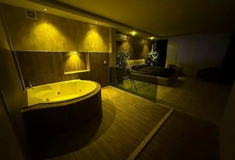 ホテル çankaya Suit