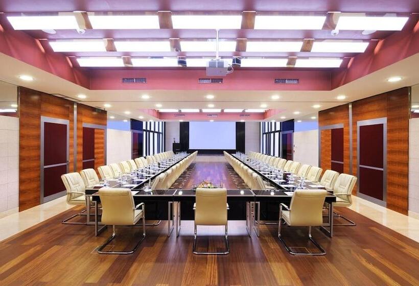 هتل Chateau De La Ray