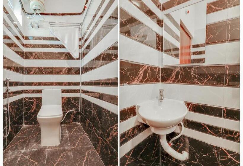 ホテル Super Collection O White Ridge Kamineni