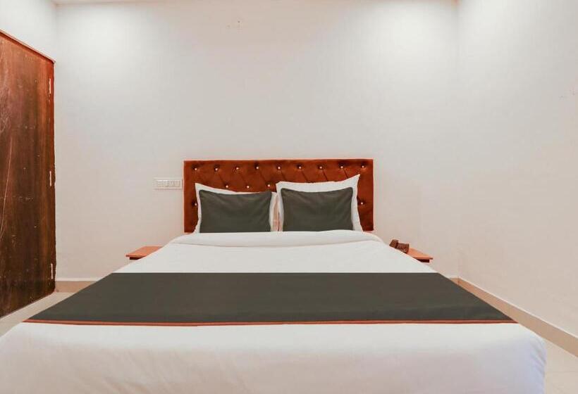 ホテル Super Collection O White Ridge Kamineni