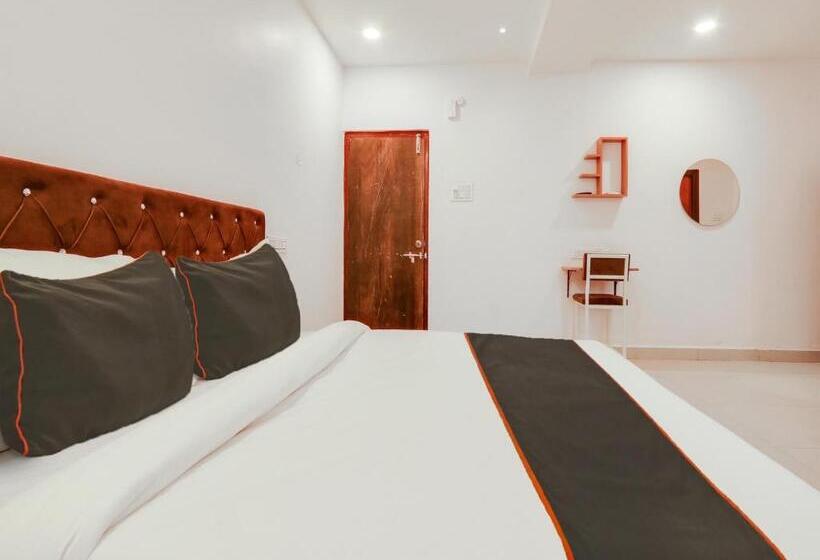 ホテル Super Collection O White Ridge Kamineni