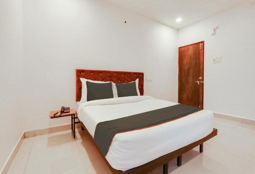 ホテル Super Collection O White Ridge Kamineni