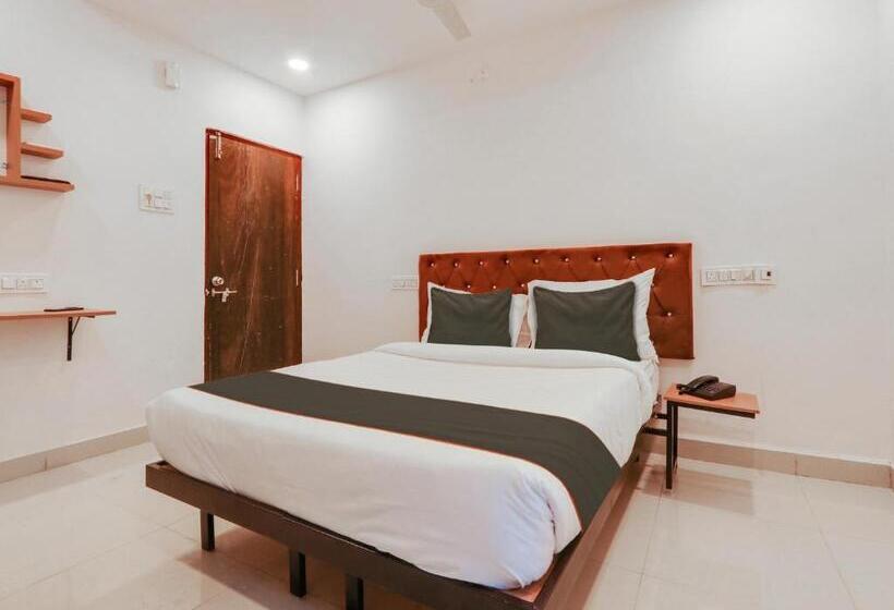 ホテル Super Collection O White Ridge Kamineni