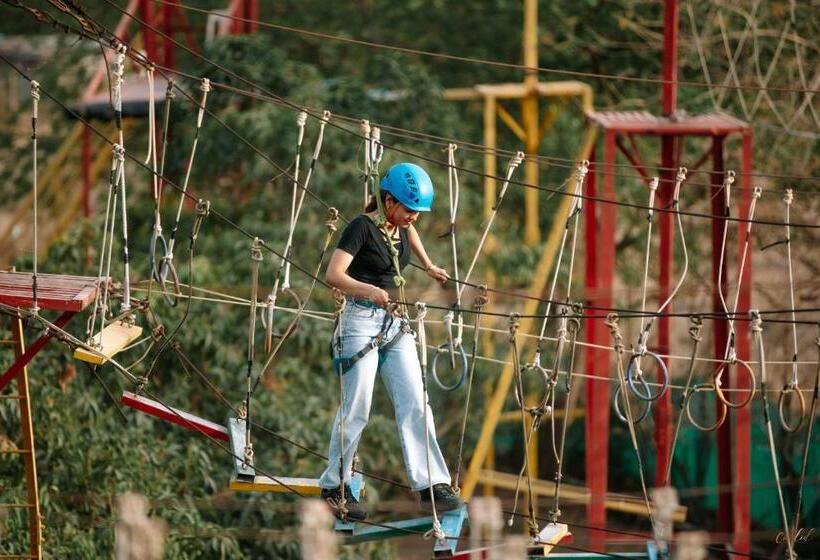 Отель Daksh Eden Greenz A Luxury Resort In Sasan Gir