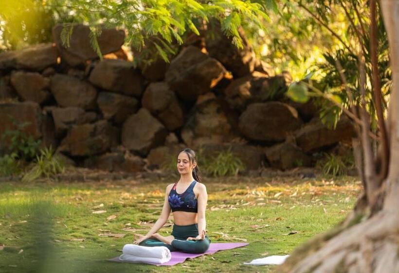 호텔 Daksh Eden Greenz  A Luxury Resort In Sasan Gir