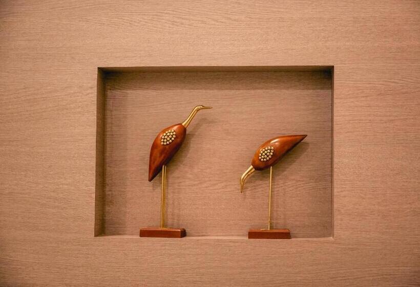 Отель Evershine Stay