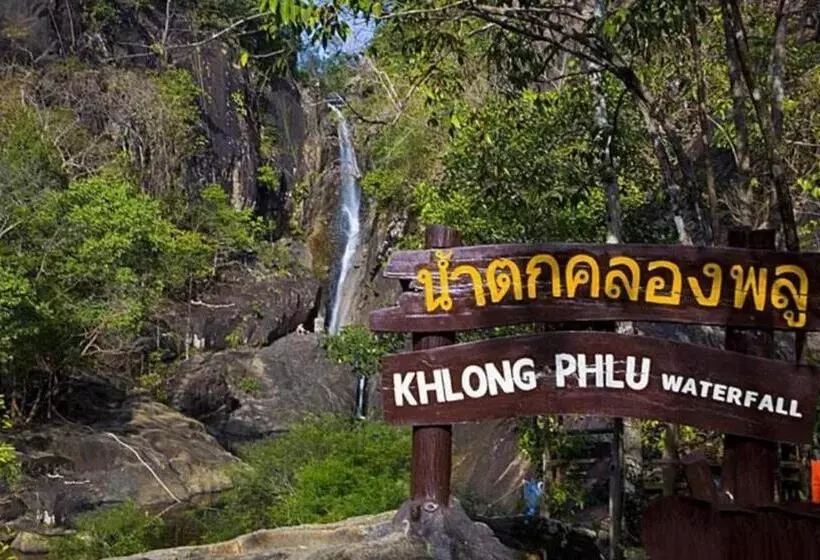 Hotelli Kannika Resort