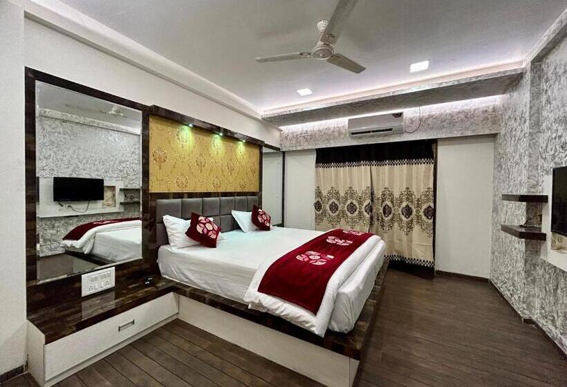 Отель King Palace Llp