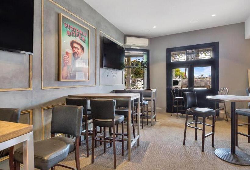 فندق Native Rose