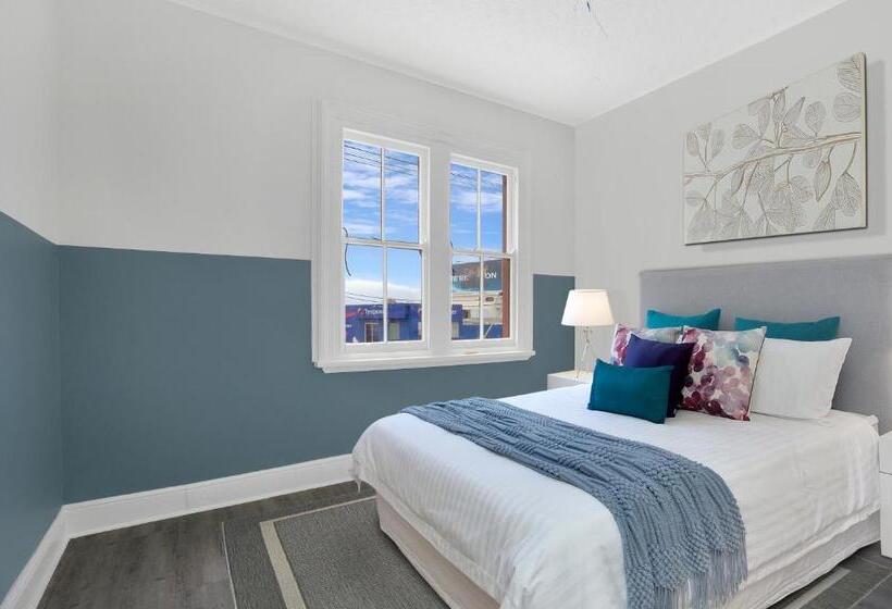 فندق Native Rose