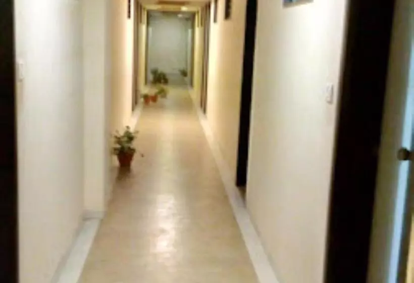 ホテル Raghav Veraval, Gujrat
