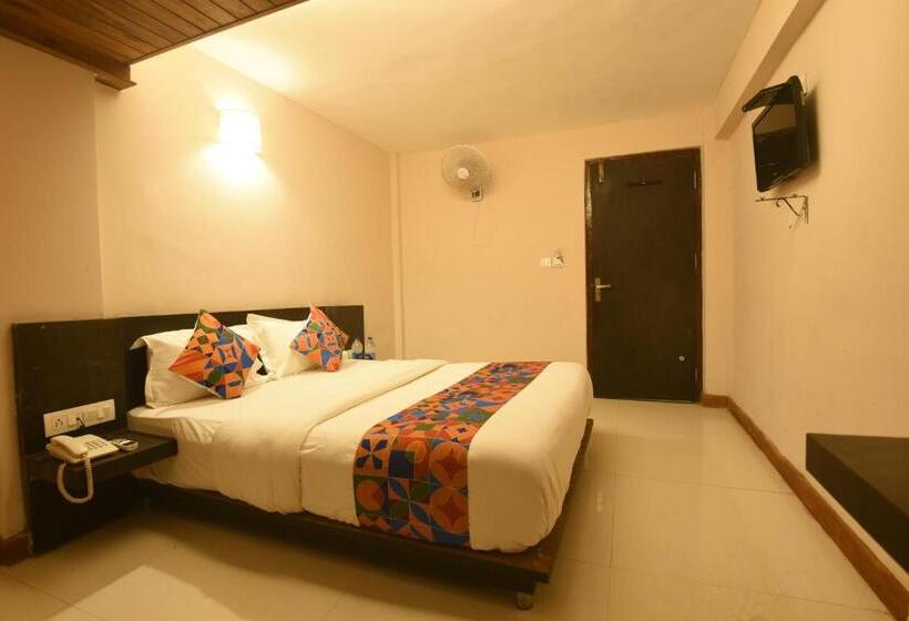 Hotel Raj Imperial By Rivasaa