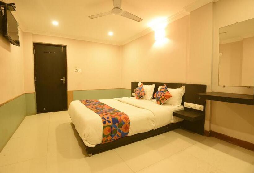 Hotel Raj Imperial By Rivasaa