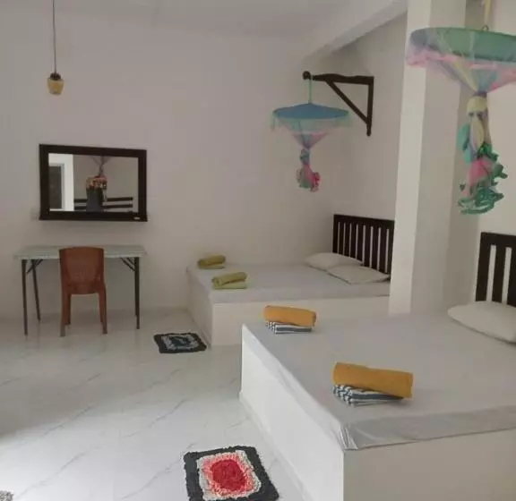 Hotelli Wild Animal Viewpoint Udawalwe