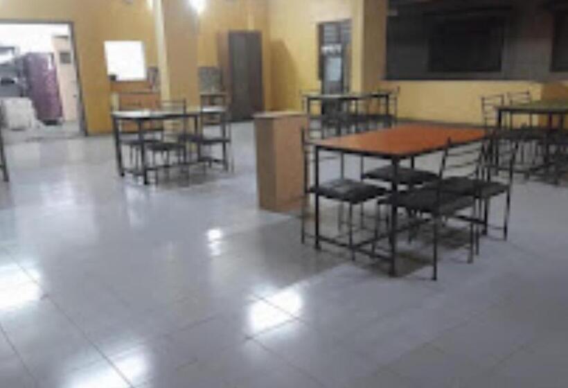 فندق Yatrik Nashik