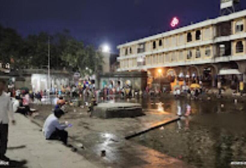 فندق Yatrik Nashik