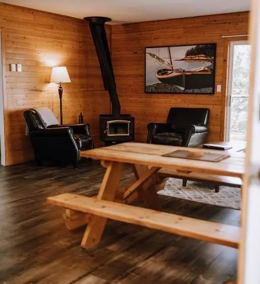 Page S Resort & Marina