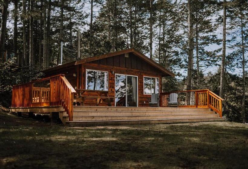 Page S Resort & Marina